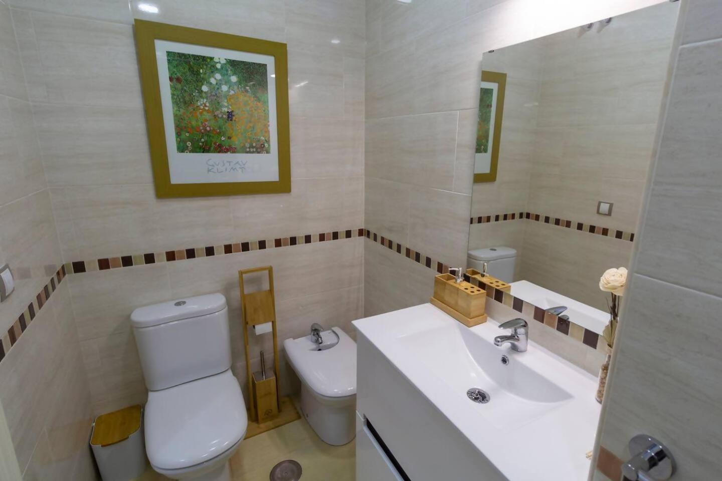 Sh Pilucas Home Moderno Apartamento Con Patio Кадис Екстериор снимка