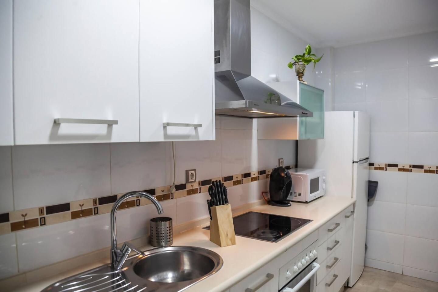 Sh Pilucas Home Moderno Apartamento Con Patio Кадис Екстериор снимка